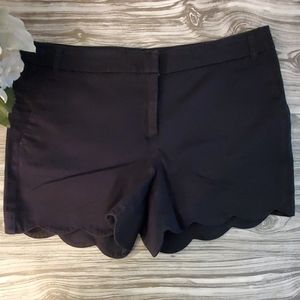 Kenar navy scalloped shorts